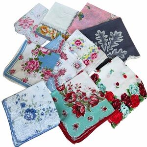 VTG Handkerchief Bundle 135+ Cotton Floral Hearts Dainty Feminine Crafting READ